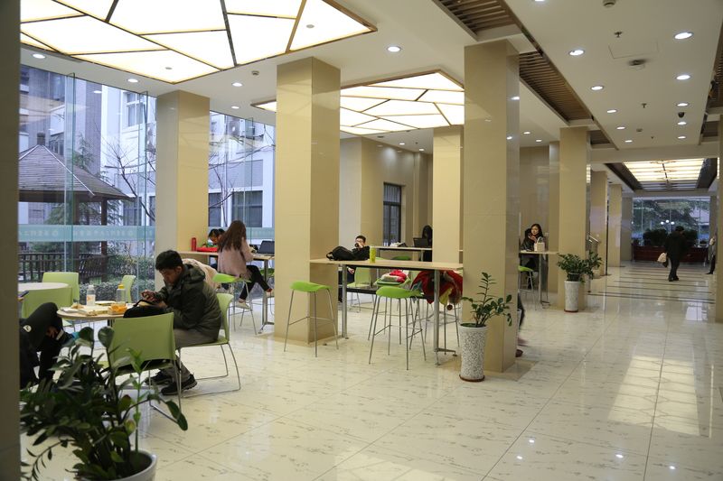 “化工特色第一校”，化学工程与技术全国第一，就业率高达98.31%