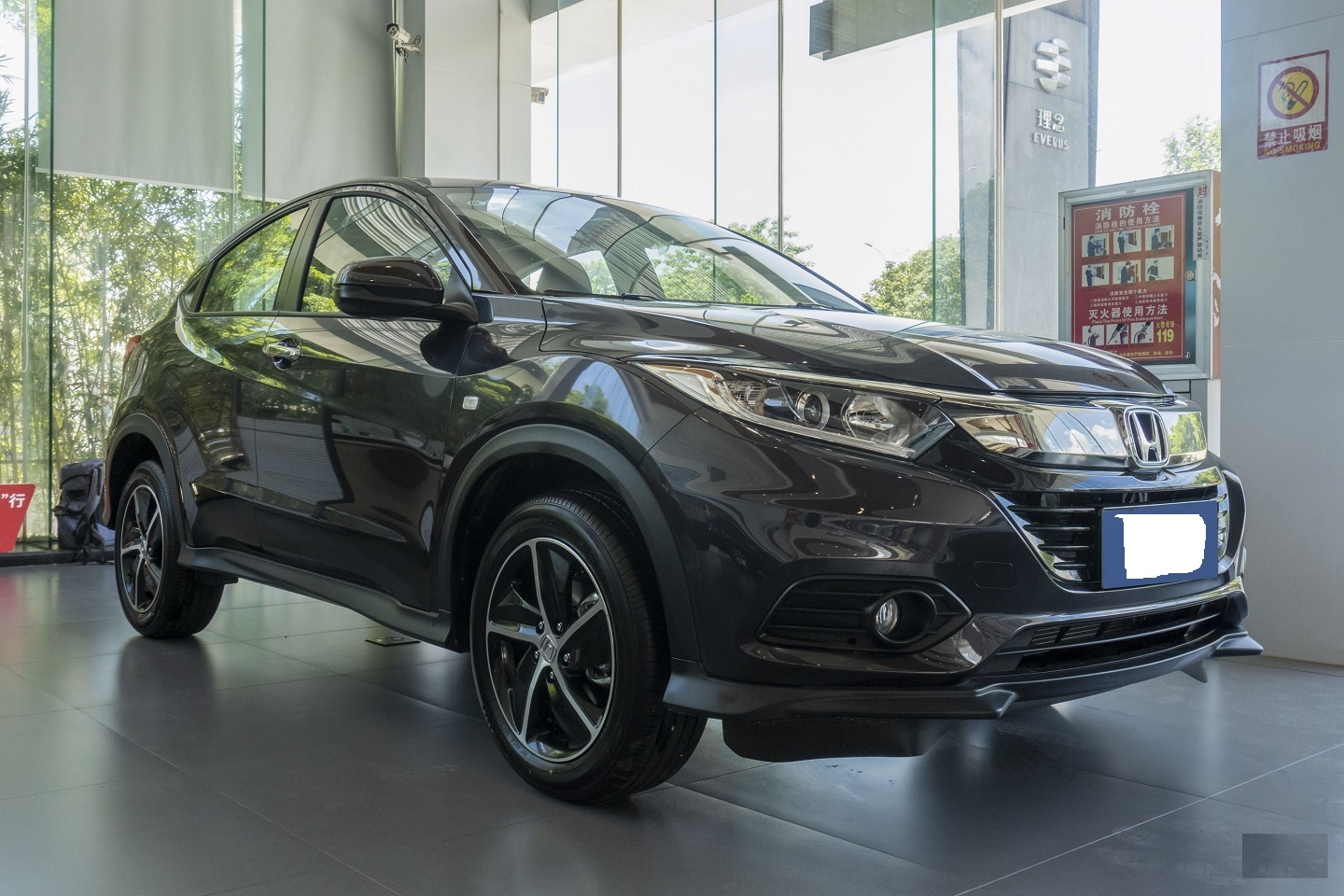 2022款“缩小版CRV”上市，12万起售配适时四驱，外观炫酷还看啥