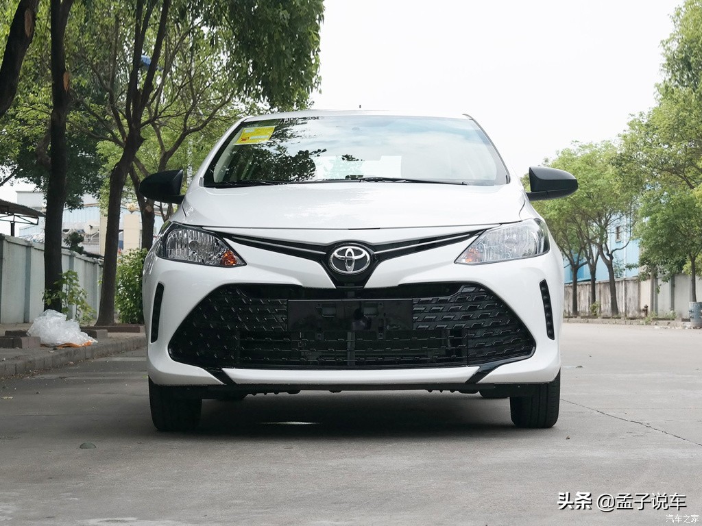10万预算想买两厢车？这3款车型随你挑，而且很适合女性消费者