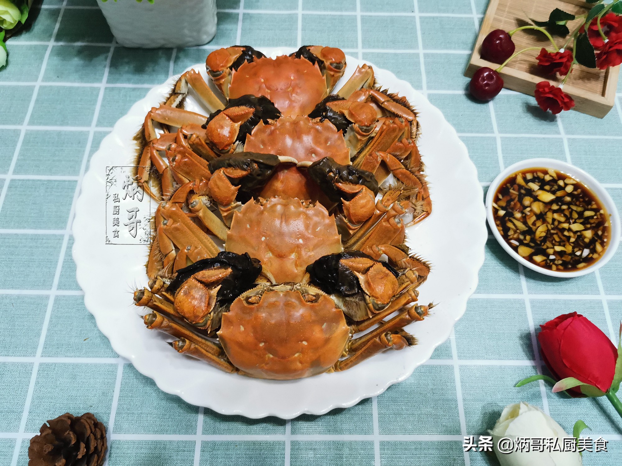 煮大闸蟹，是冷水下锅还是热水下锅，饭店厨师：做错了蟹腿掉光光