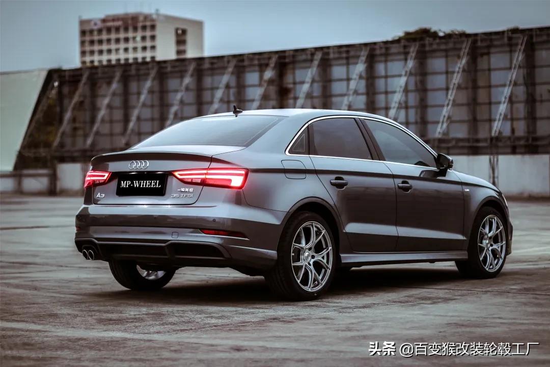 天生就是改装的好胚子，换个轮毂让奥迪A3更有“钢炮”味