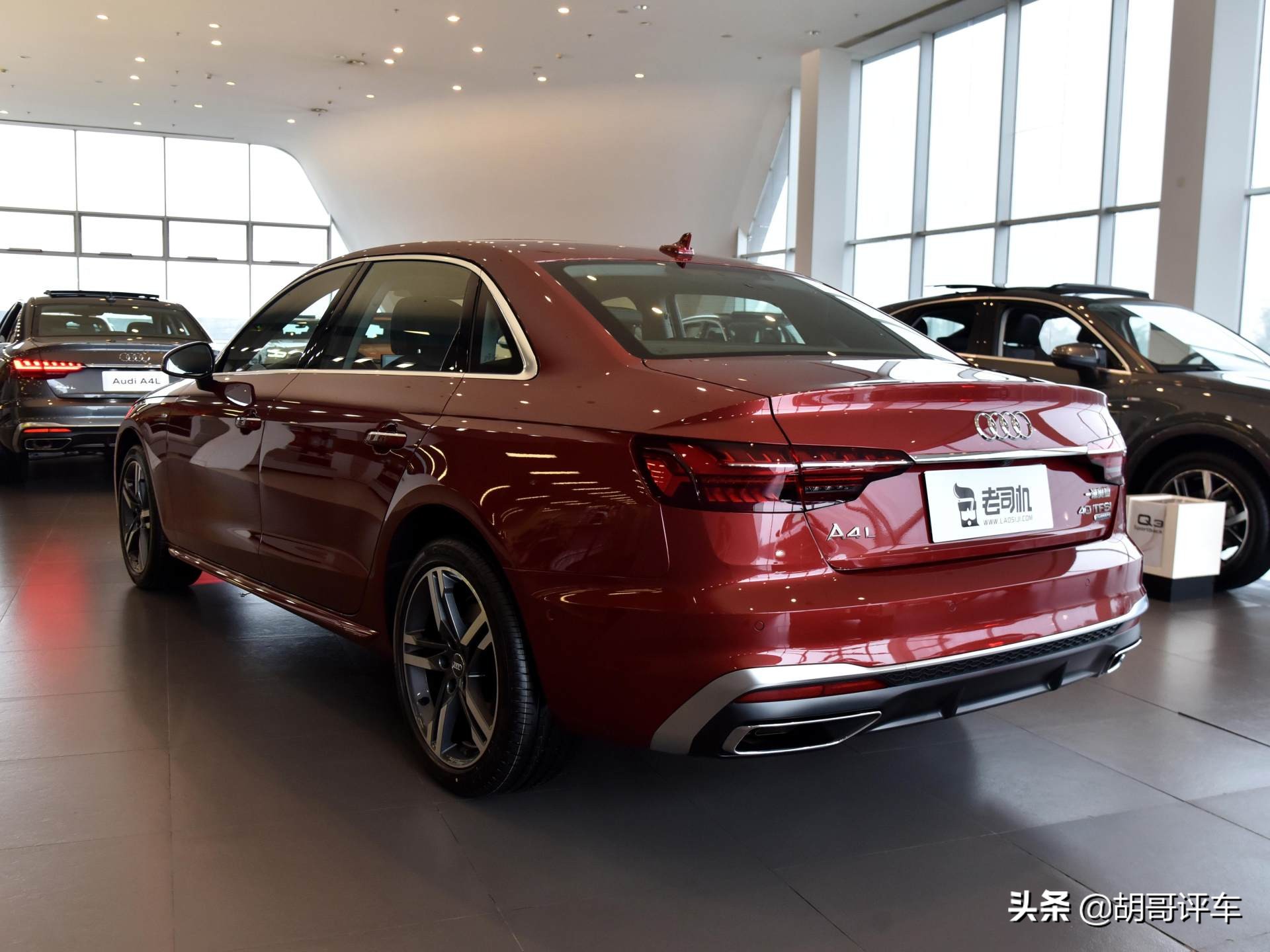 轴距超2.9米，颜值高，零百8s内，带你看奥迪A4L