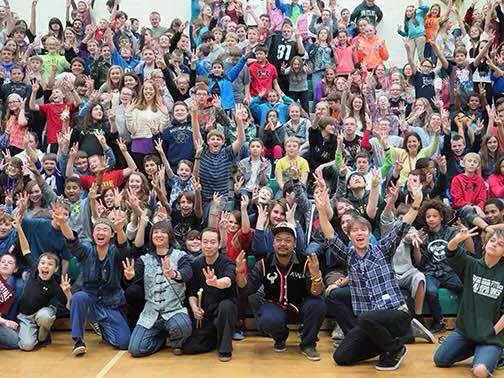 在云南生活14年的英国人，让山人乐队红遍海外的“幕后者”