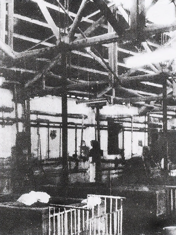 (1937～1949)全面抗战爆发,江苏棉纺织工业遭到了极大的破坏.