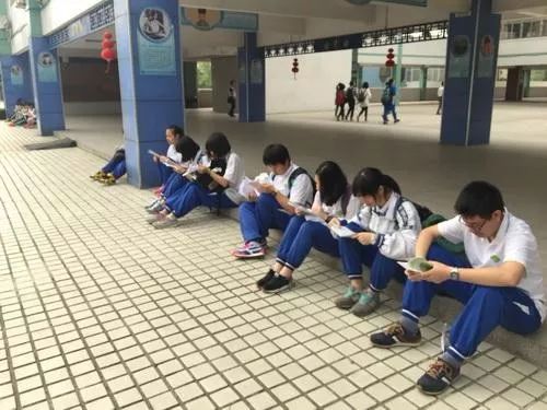 2021年小学暑假时间已确定，家长却愁眉不展，耽误孩子学习怎么办