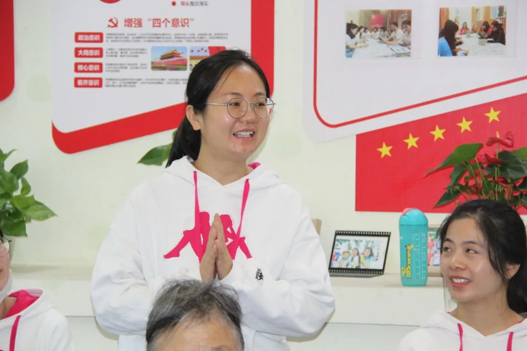 四川天府新区华阳幼儿园——敬老崇德度重阳 回首教育皆芳华