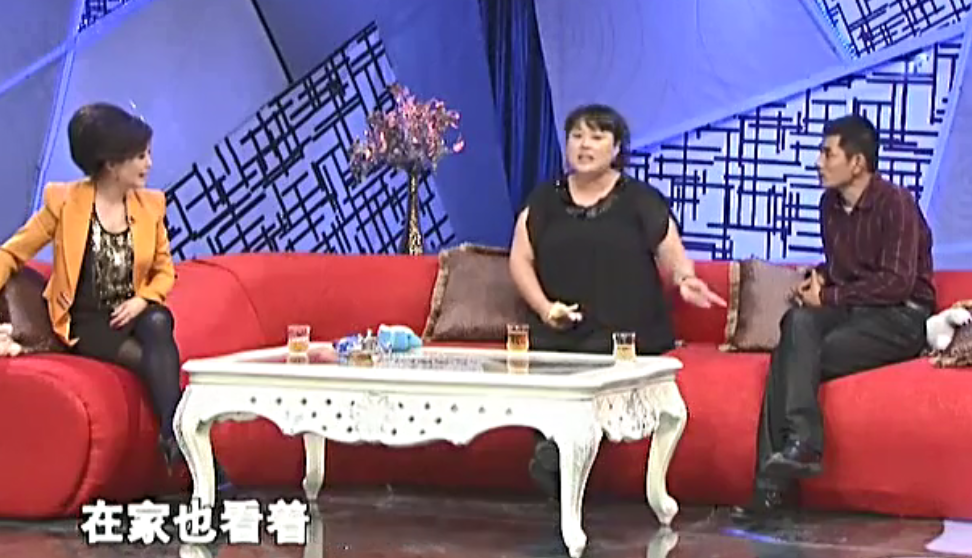 “庄嫂”李菁菁的堕落史，远比你想象的还要恶劣