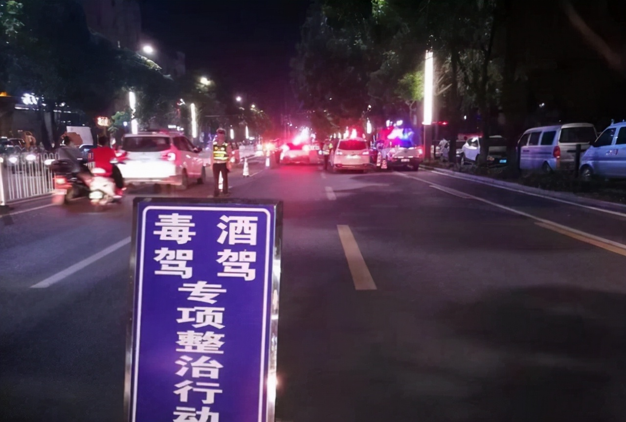 驾照一次扣光12分，应该怎么办，会面临什么后果