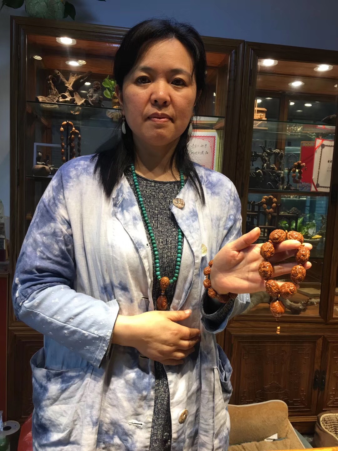 胡小兰 *** 最新款《和气生财》采用爆红老核历时半年设计雕刻完成[色