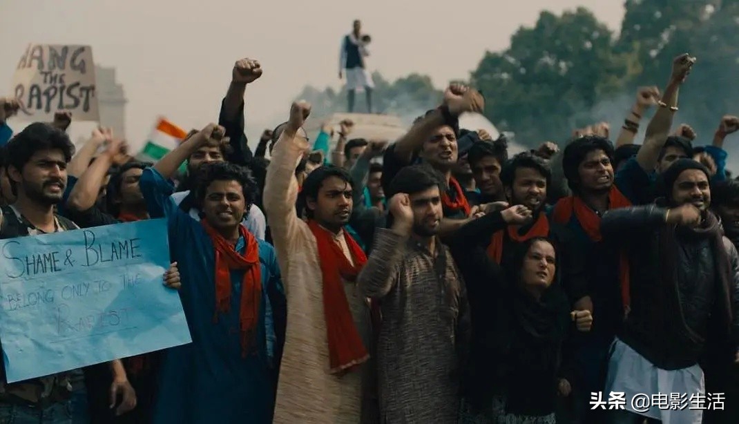 印度神剧的发现！题材大胆，多次拍摄葬礼结婚、女性主义。