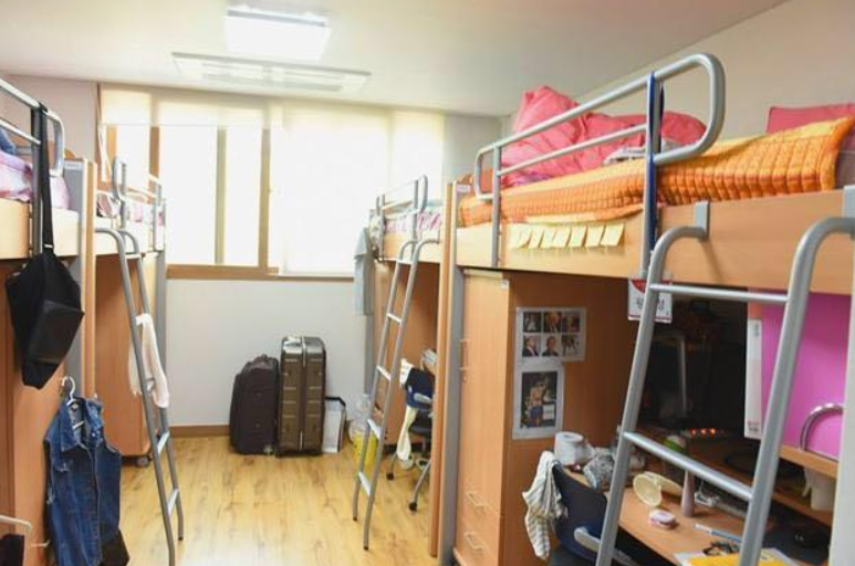 我国宿舍很牛的大学，堪称终极豪华版，能被录取的学生叫人羡慕