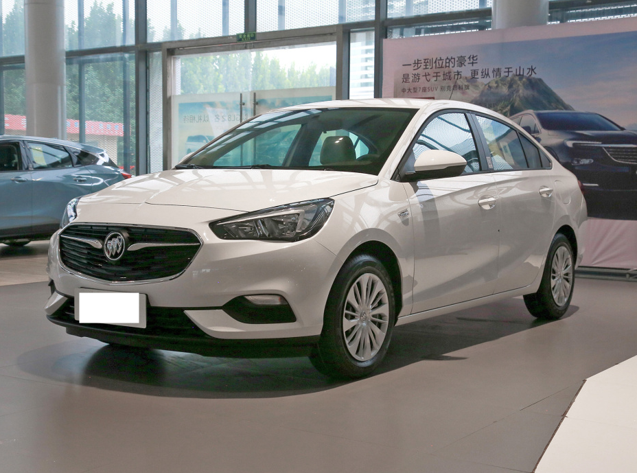 别克凯越要火?从8.39万降至5.45万起,百公里油耗4.7l