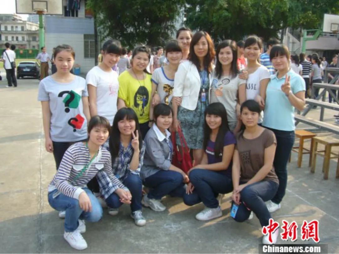 援鄂护士梁小霞走了，同学老师眼中她到底是个怎样的人？