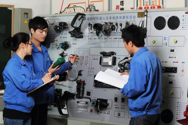 成都纺织高等专科学校近2年单招录取分数线