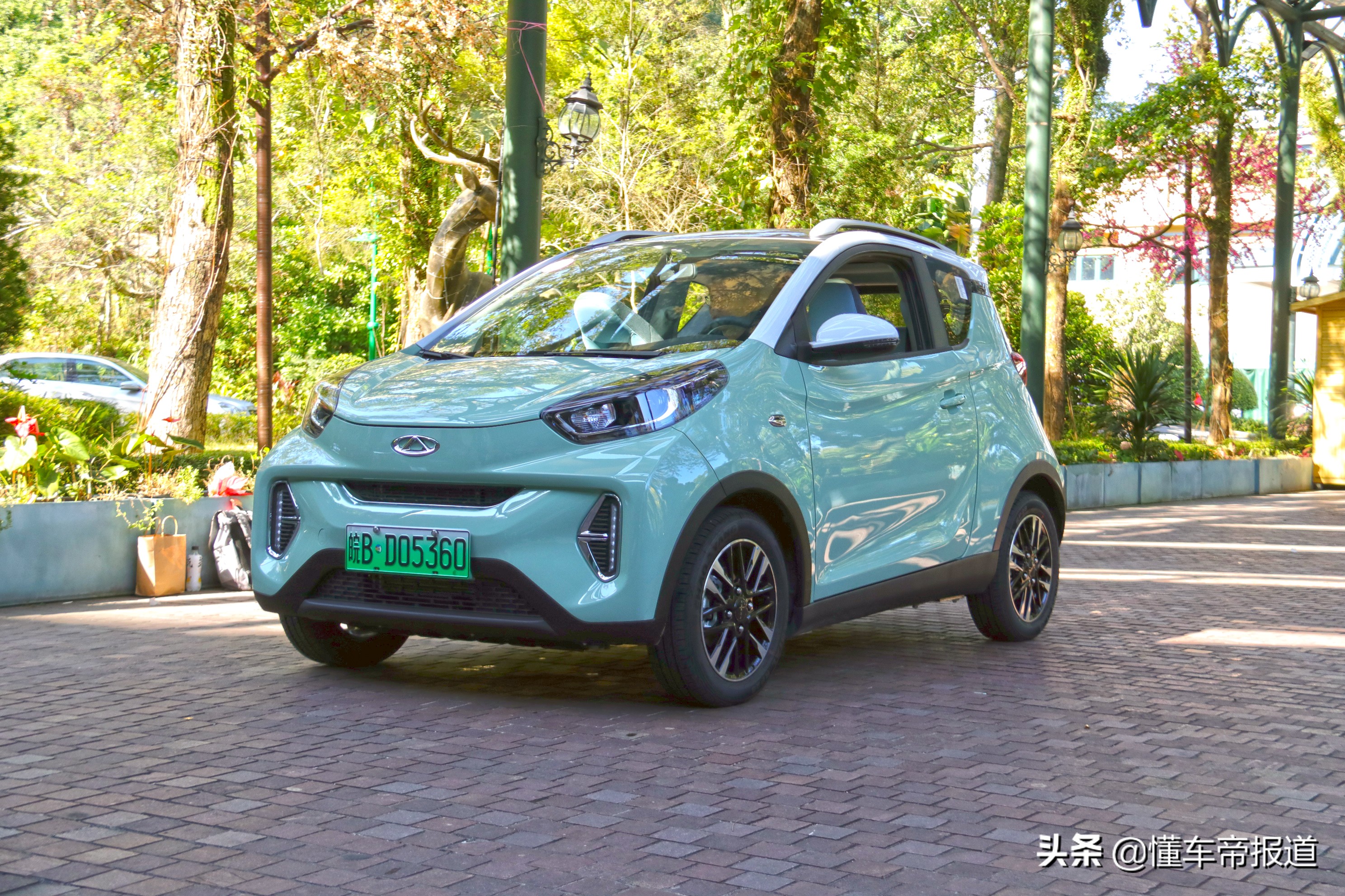 试驾奇瑞新能源小蚂蚁甜粉款