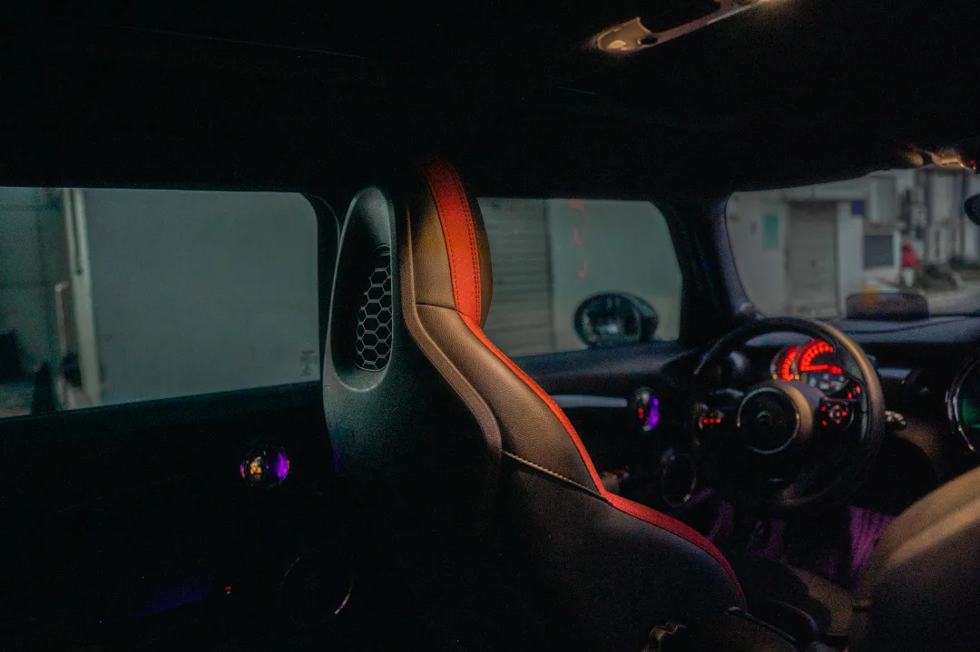 梦想十年，最终选了又小又暴躁的它——二手MINI COOPER S赛车手