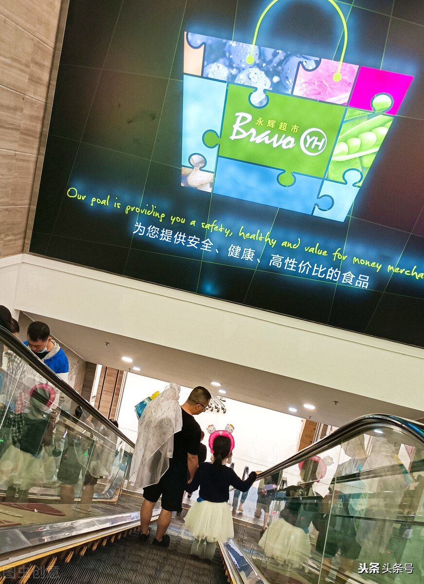 母亲劝女儿不要怨恨婆婆，女儿明事理叫老公回家为婆婆修葺房屋