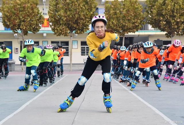 江苏南通一轮滑培训机构撤场，涉及十几万学费，各位家长要注意