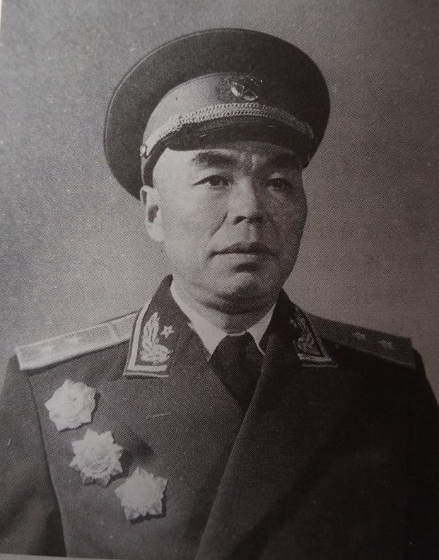 盘点49年1月至50年9月产生的42位兵团司令员与政委