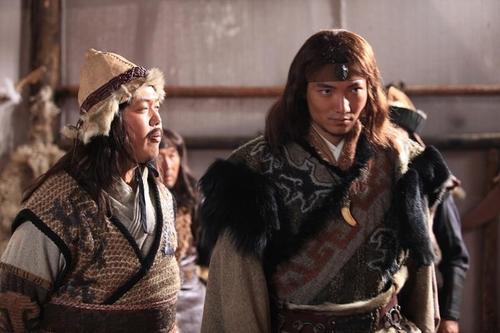 不惑之年再读楚庄王绝缨宴,才发现里面套路很深,读懂后有大收获