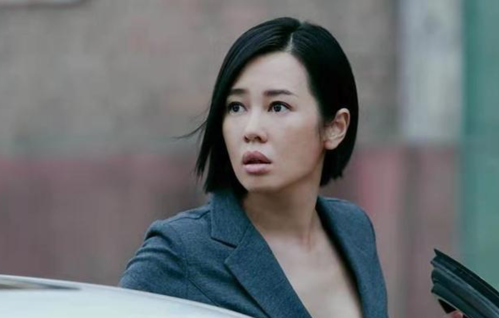 10年拿了8个影后,与导演王全安同居12年,余男为何输给了张雨绮