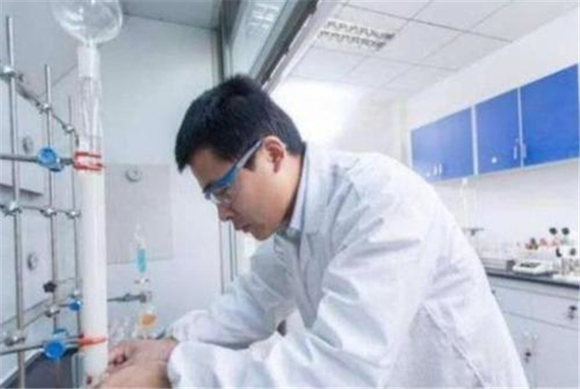 中国历史上高考最高分749，只差一分就满分的王端鹏，如今怎样了