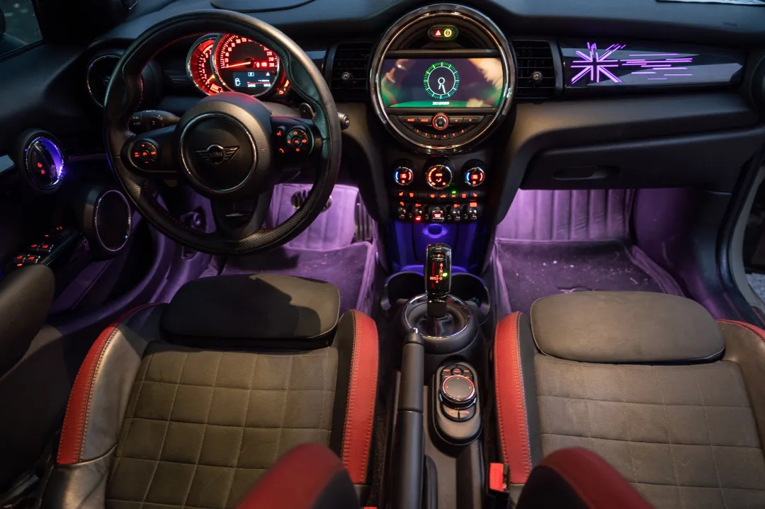 梦想十年，最终选了又小又暴躁的它——二手MINI COOPER S赛车手