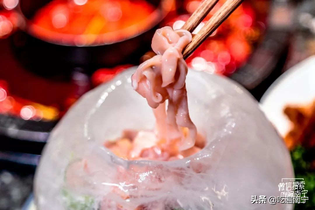 南宁这家武侠风火锅，专吃地道的川味牛油锅