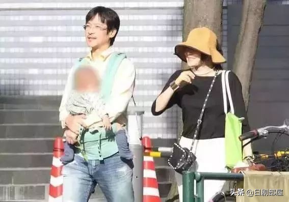 堺雅人跑龙套十年曾穷到吃草，终成日本国民演员
