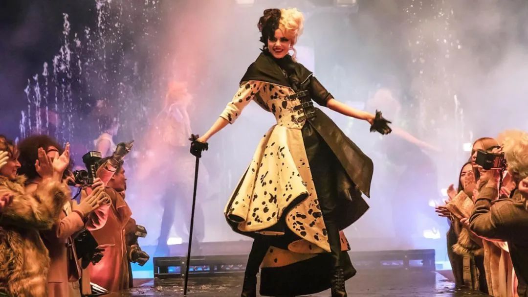 黑不黑、女不女，这部电影碰到了迪士尼尺度上限？