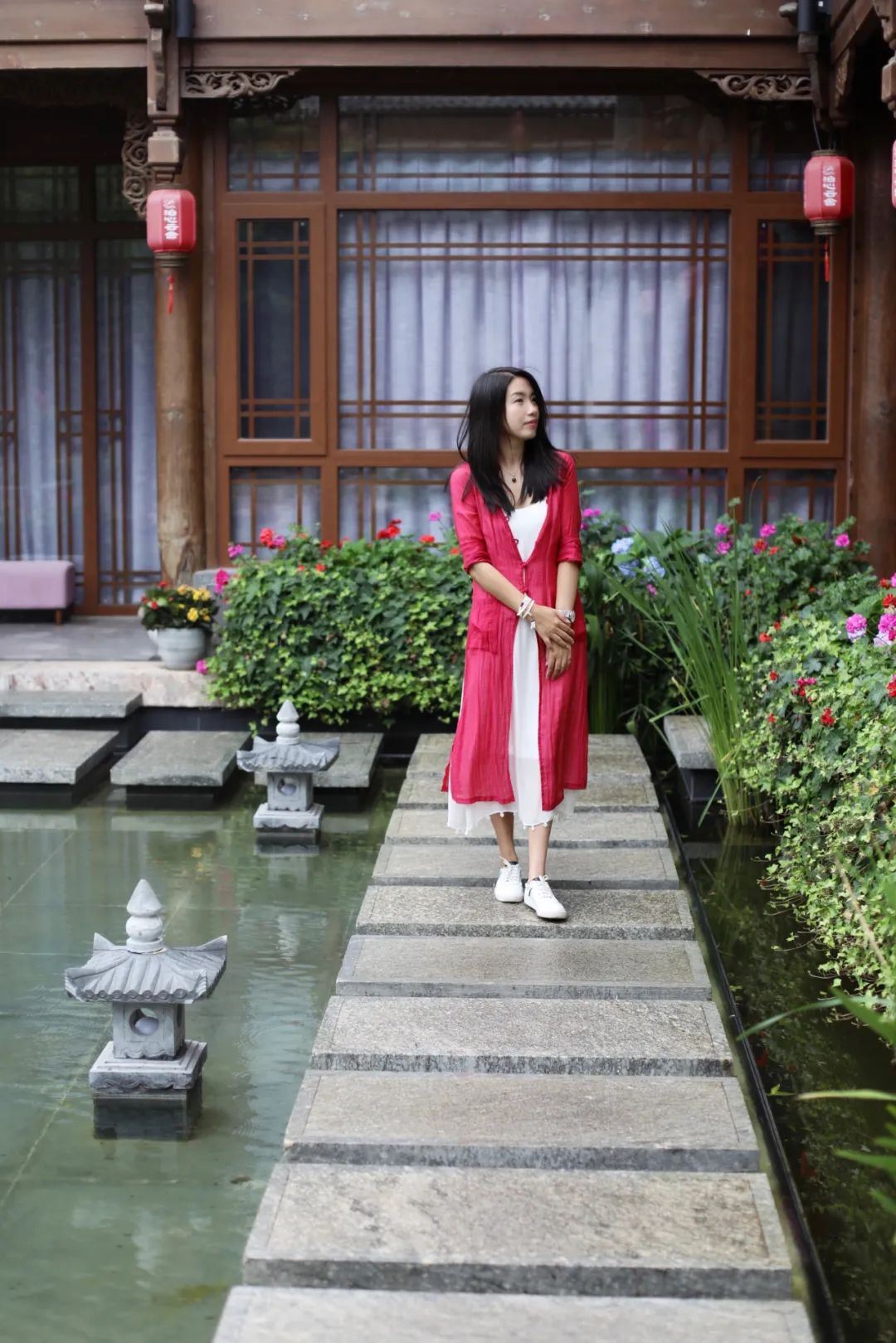 云南丽江这家高端民宿太赞了！闺蜜度假旅行，住到不想走