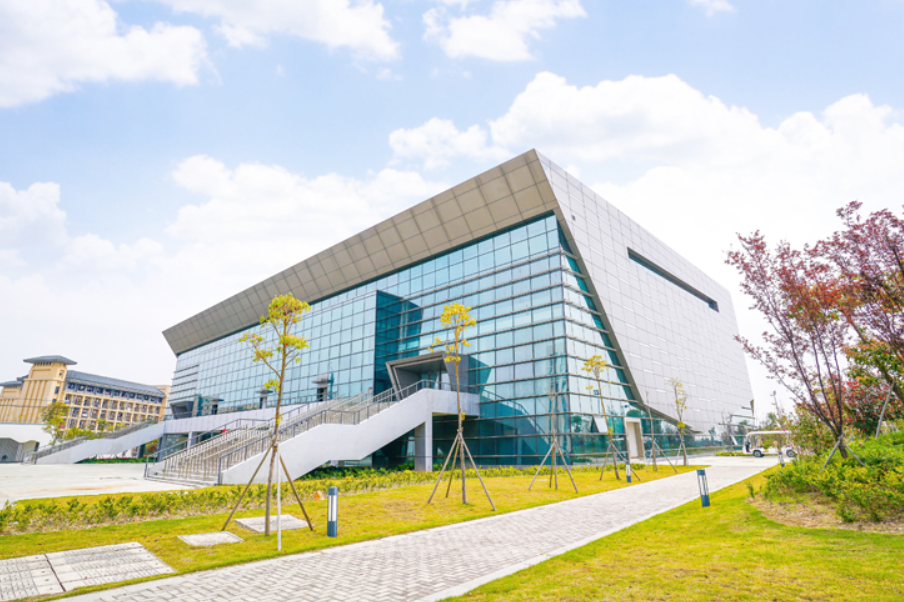 湖州大学（浙江迎来4所）