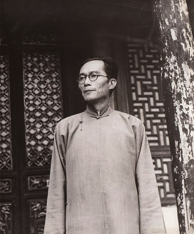 梅贻琦为何随蒋撤往台湾？用半生颠簸换清华平安，他的凄苦不忍看