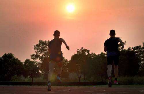 10篇写高三高考的优秀作文：有备战经历、写作方法，可治愈心灵