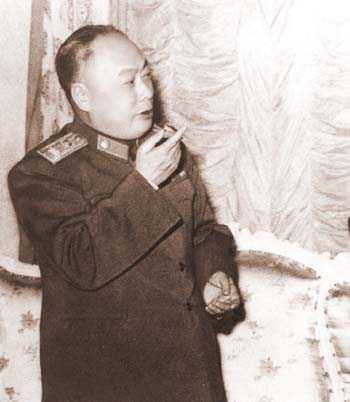 十大元帅1930年谁的级别最高：贺龙第三，徐向前第七，叶剑英垫底