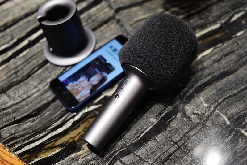 录歌听歌K歌一麦搞定 MIJIA K歌麦克风