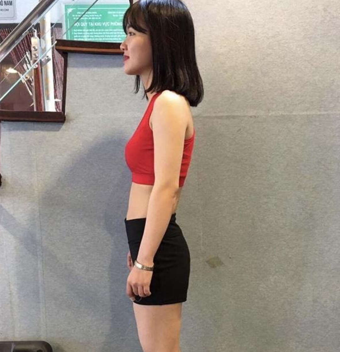 越南姑娘健身4年，平板身材變曲線身材，有線條的身材更漂亮
