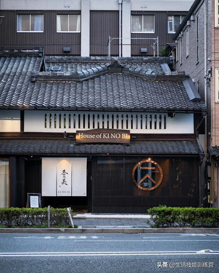 50张照片展示日本新旧建筑融合的案例