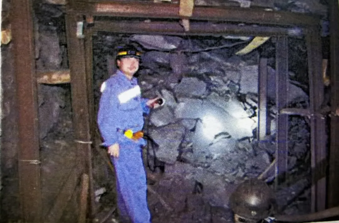 重庆江津：非法越界挖煤价值近7000万，煤业集团及主管均获刑