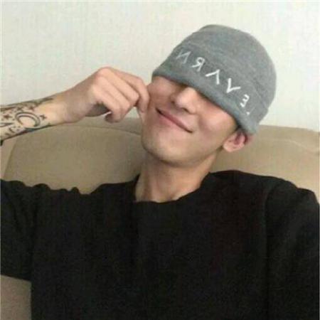 网名简单气质（有担当进取的四个字网名简单气质专一理性）