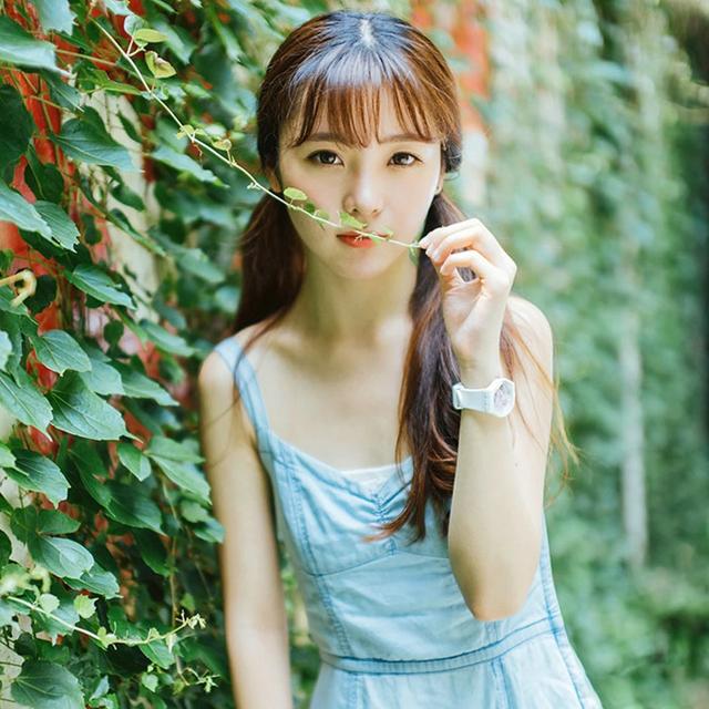 浪漫花季作文：《轻吟韵调品读青春》