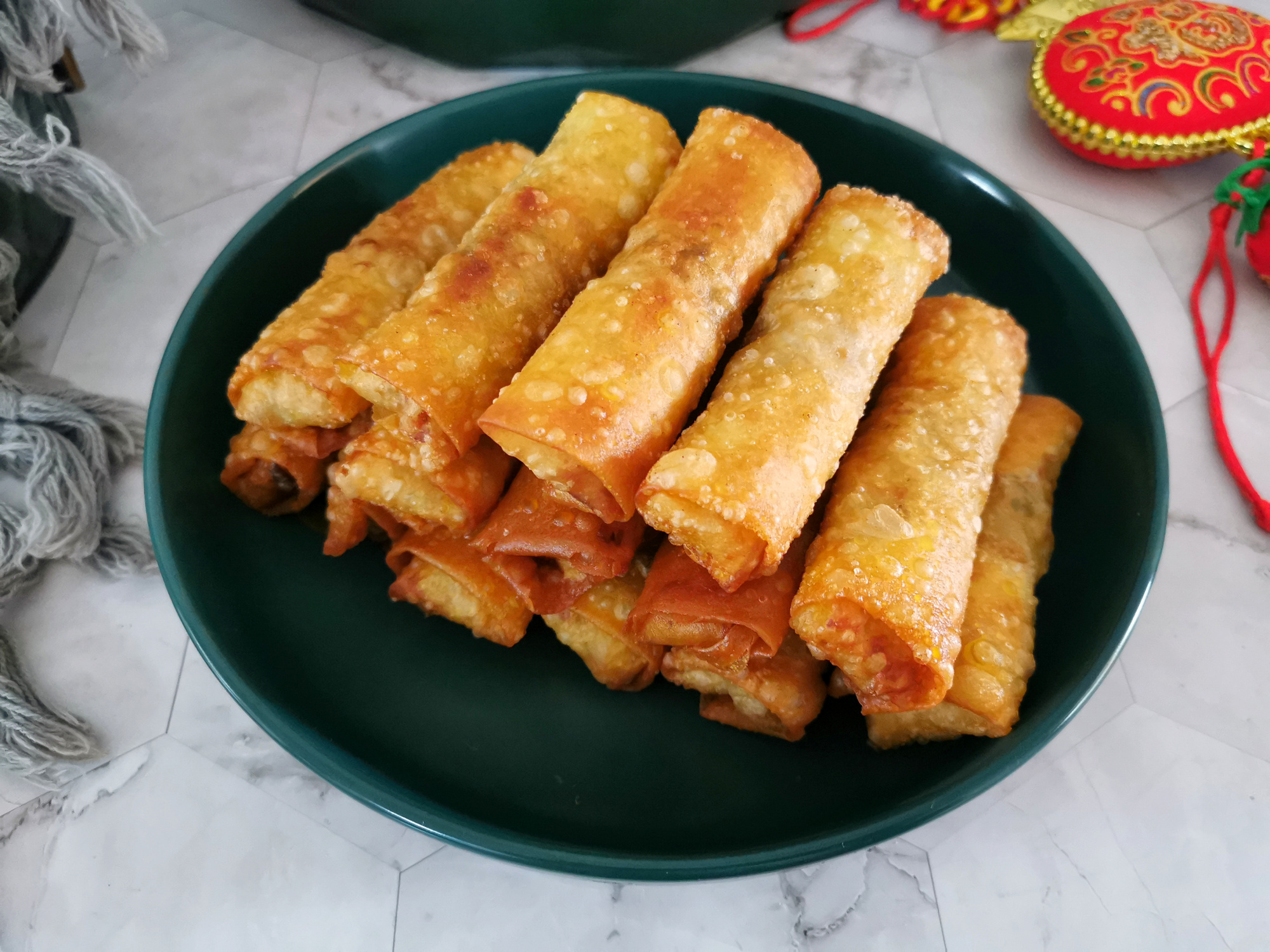 立春春卷馅料搭配指南，教你做出美味可口的春卷
