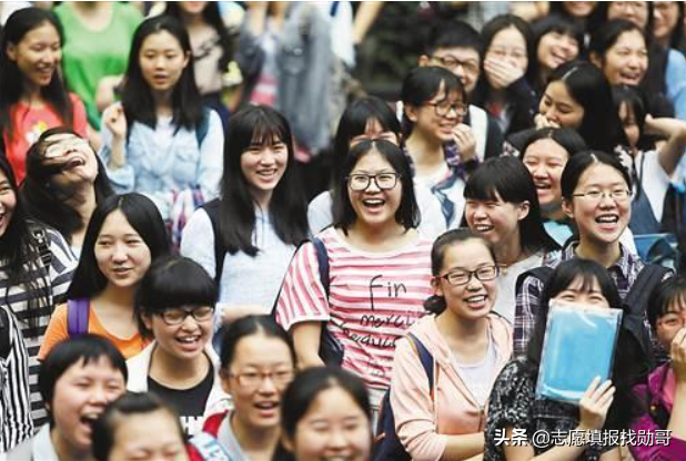 宁夏2021录取分数线已出炉！345分上本科？网友：真的好羡慕