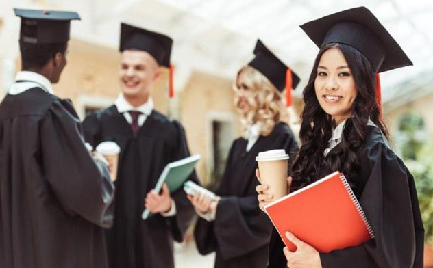 清华大学新生数据：外籍学生数量已减少，看来教育部的通知生效了