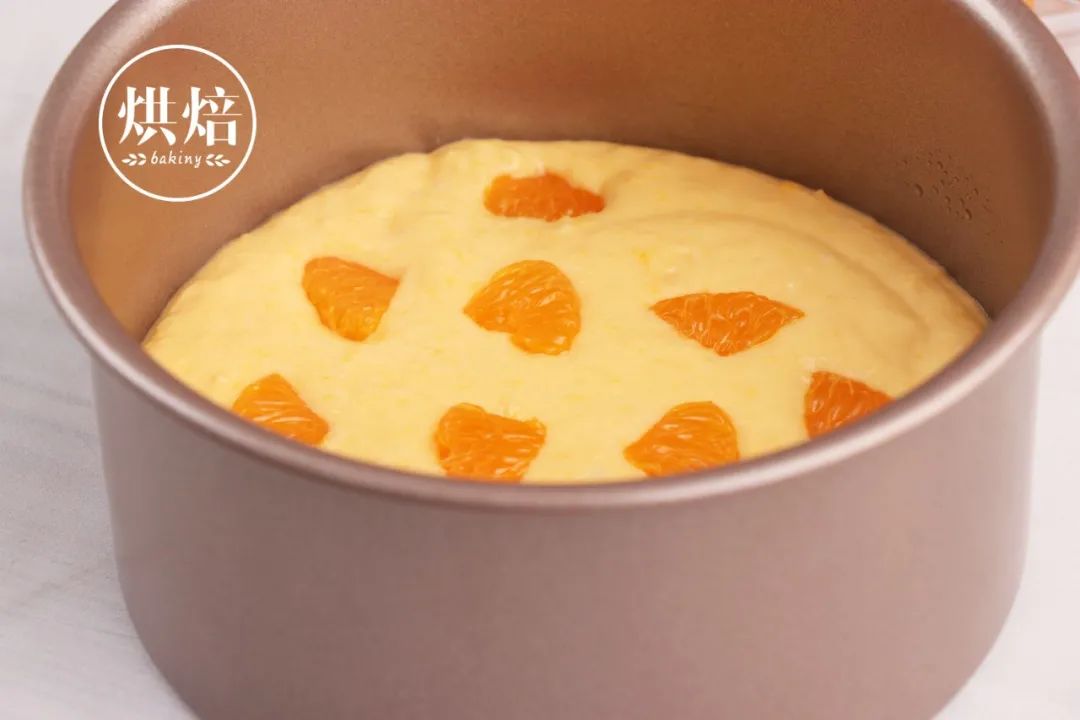做了韩国一个蜜桔蛋糕 味道很好 口感有点硬 有做过的说一下经验哈