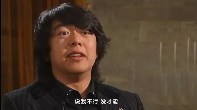 比起李云迪的自甘堕落，“钢琴王子”郎朗的清醒，真叫人佩服