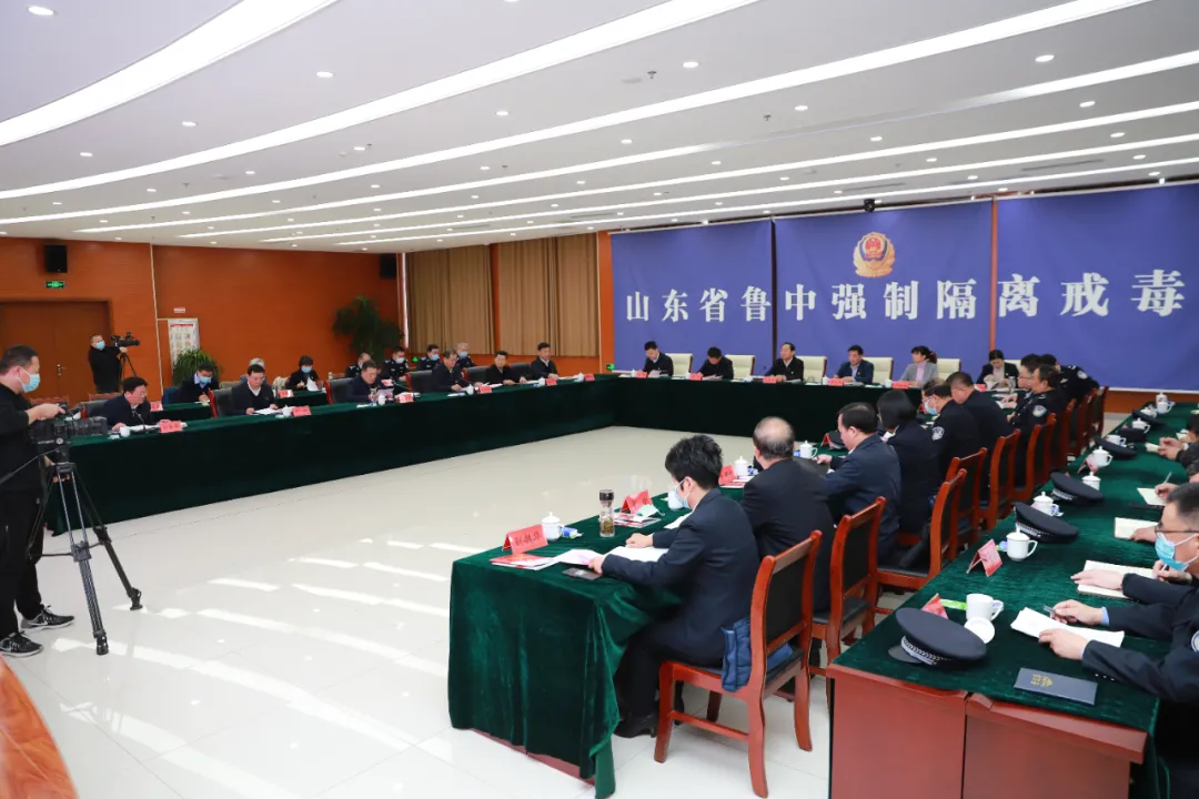 省委省直机关工委调研组到省司法厅开展机关党建工作调研