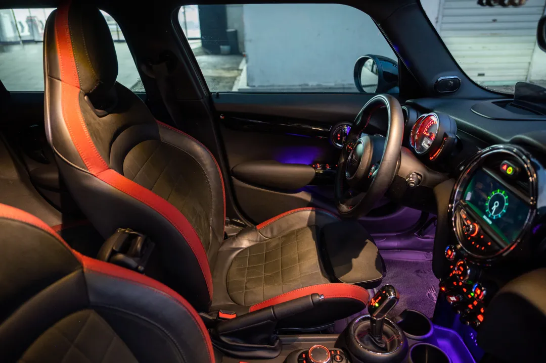 梦想十年，最终选了又小又暴躁的它——二手MINI COOPER S赛车手