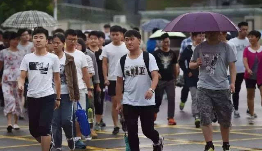 2021高考：毛坦厂中学标语！每一条都很提气？网友：刺痛我了