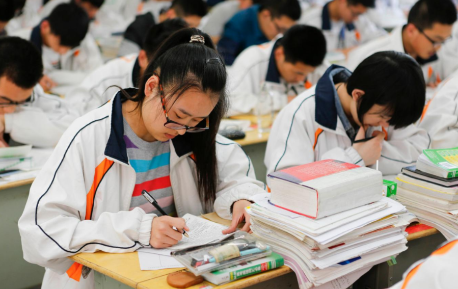 今年高考“最孤单”的大学，第一批招生无人投档，都怪校名太古怪